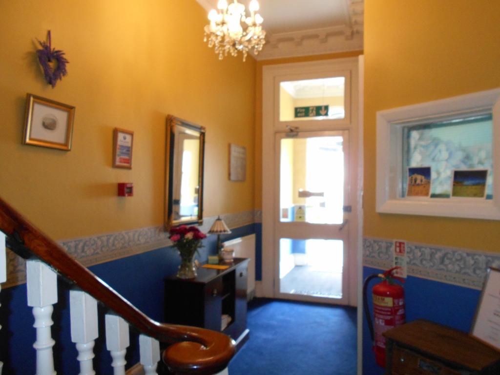 Cranborne Guest Accommodation Exclusively For Adults Torquay Buitenkant foto